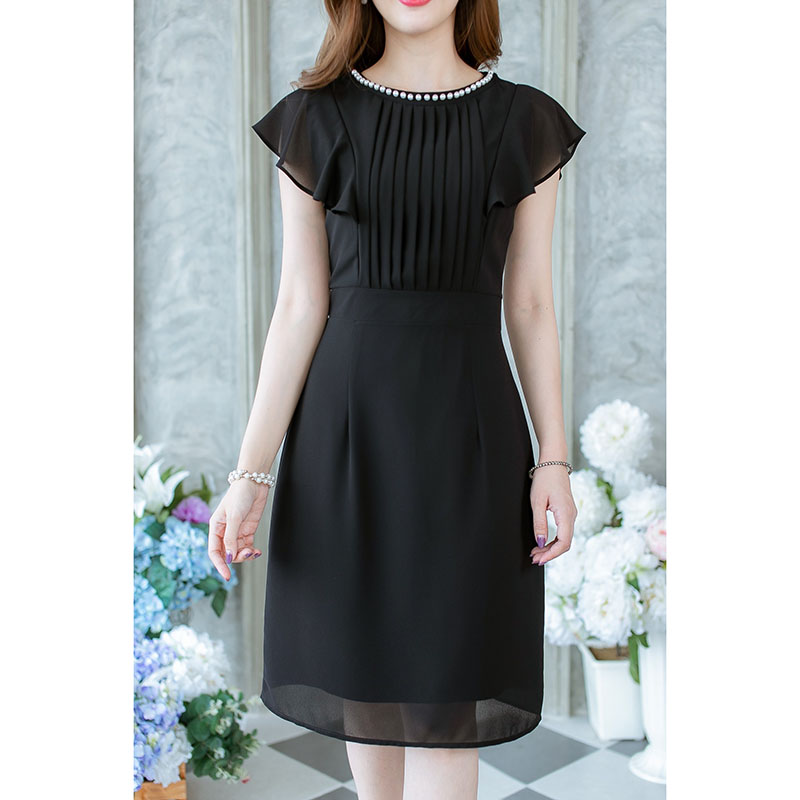 kudapy เดรสสั้นสีดำ ชีฟองคอมุก สวยหรูดูดีมากๆค่ะ ช่วงอกมีดีเทลตีเกล็ดตรง ช่วงแขนเป็นแขนปีกระบาย