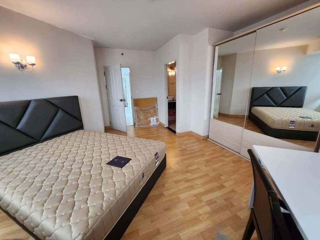 ปล่อยเช่าคอนโด Supalai Park Phaholyothin (ศุภาลัย ปาร์ค พหลโยธิน) - 3ห้องนอน 3ห้องน้ำ 1ห้องนั่งเล่น - ใกล้ BTS พหลโยธิน 24 - ขนาดห้อง 131 ตรม. ชั้น 28 ตึก 3