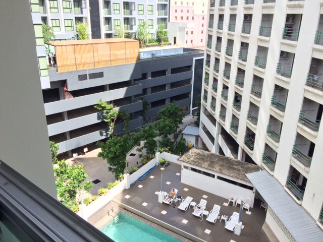 ขาย เดอะ คริส รัชดา 17 พร้อมเฟอร์และเครื่องใช้ไฟฟ้า