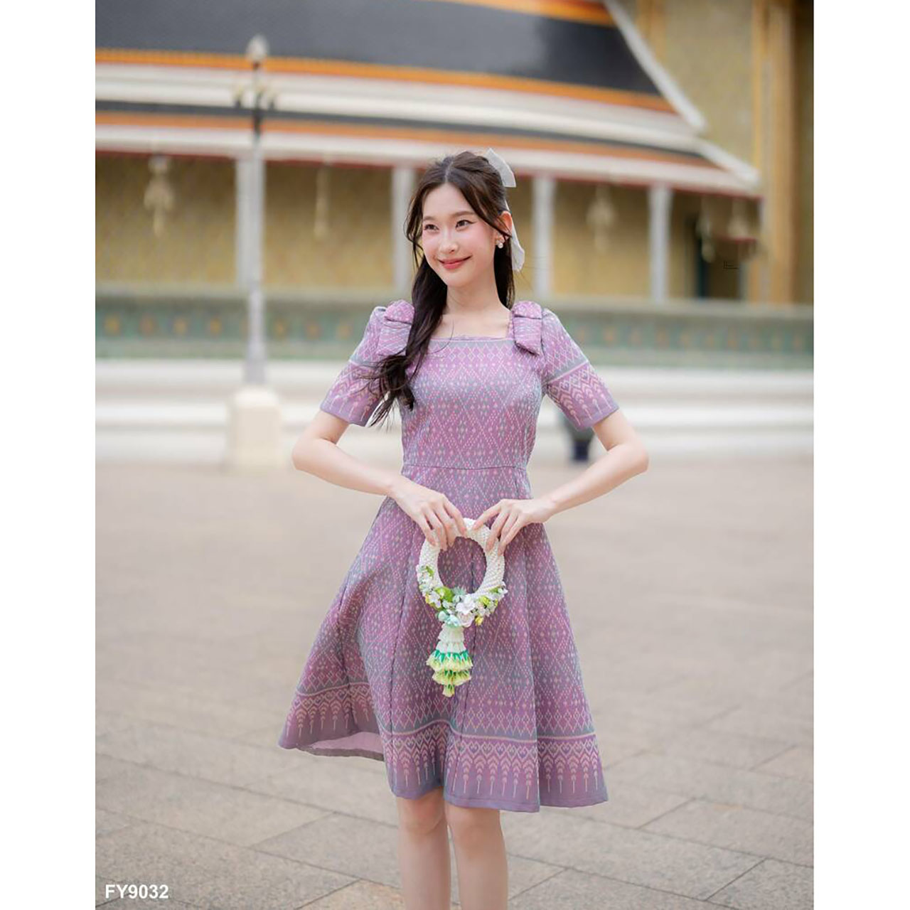 kudapy เดรสสั้นสีชมพู/สีม่วง ผ้าไทยโบว์ไหล่ทรงบาน ใส่ออกงานสวยดูดี