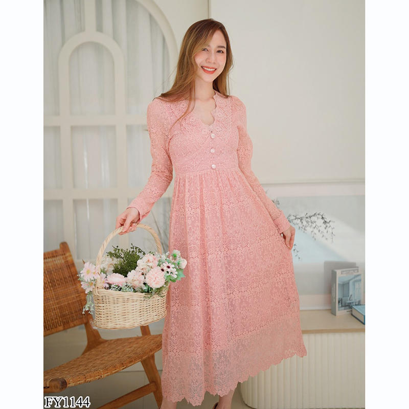 kudapy เดรสยาวสีชมพุ/สีครีม ลูกไม้แขนยาวสวยใส่สบายดูดี