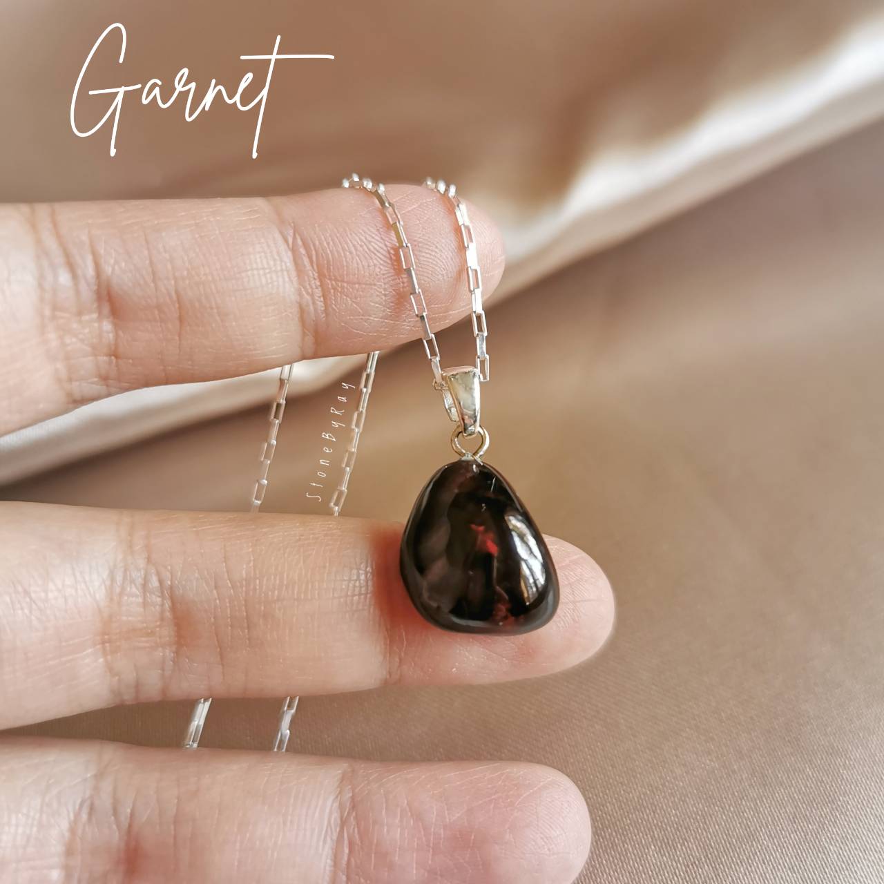 สร้อยคอเงินจี้หินโกเมน Garnet