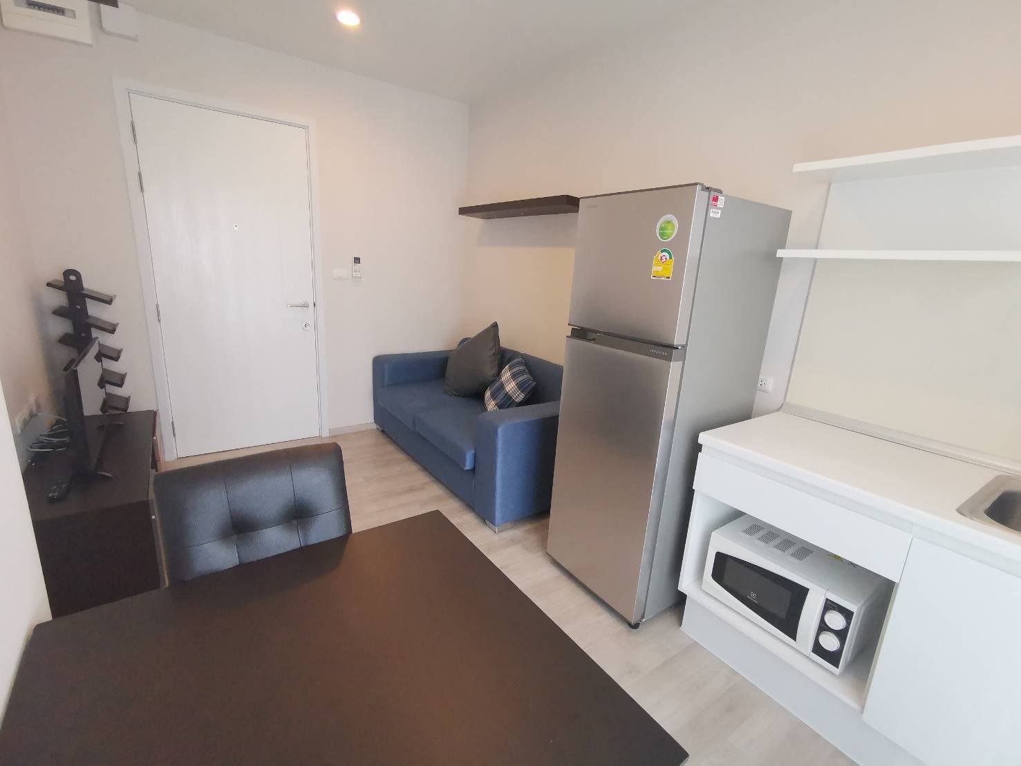 ให้เช่าห้องแบบ 1ห้องนอน 1ห้องน้ำ โซนพื้นที่ MRT สามแยกบางใหญ่ คอนโด Plum Condo Central Station (พลัม คอนโด เซ็นทรัล สเตชั่น) ขนาดห้อง 24 ตรม. ชั้น 32 เฟส 1