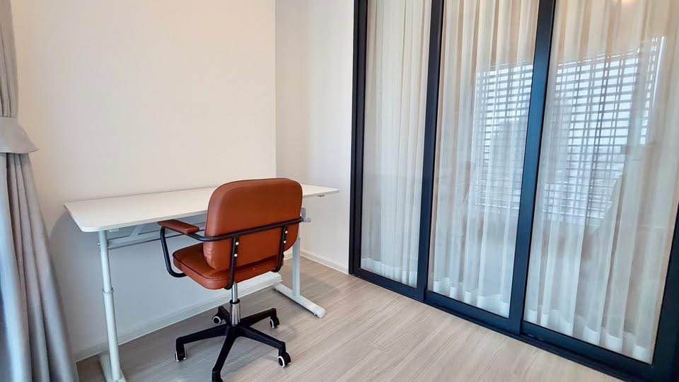 ปล่อยเช่าคอนโด Denim Jatujak (เดนิม จตุจักร) โซน BTS หมอชิต MRT จตุจักร ห้องแบบ 1ห้องนอน / 1ห้องอเนกประสงค์ / 1ห้องน้ำ / โซนครัวปิด ขนาดห้อง 34.5 ตรม. ชั้น 12A