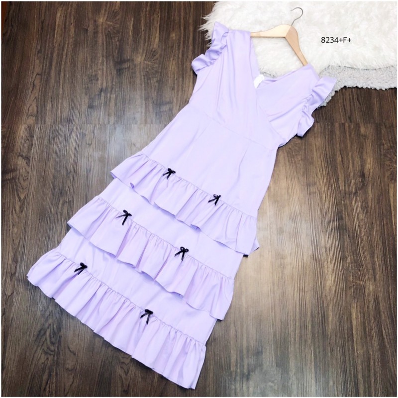 kudapy MaxiDress แม็กซี่เดรสยาว ไหล่ระบาย ผ้าไหมอิตาลี่ ใส่แล้วดูขับผิวสุดๆ