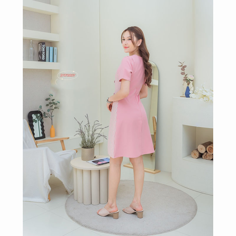 kudapy เดรสสั้นสีชมพู/สีกรม/สีน้ำตาล ทูโทนลายสก๊อต ทรงเข้ารูป มีซับใน งานซิปด้านหลัง