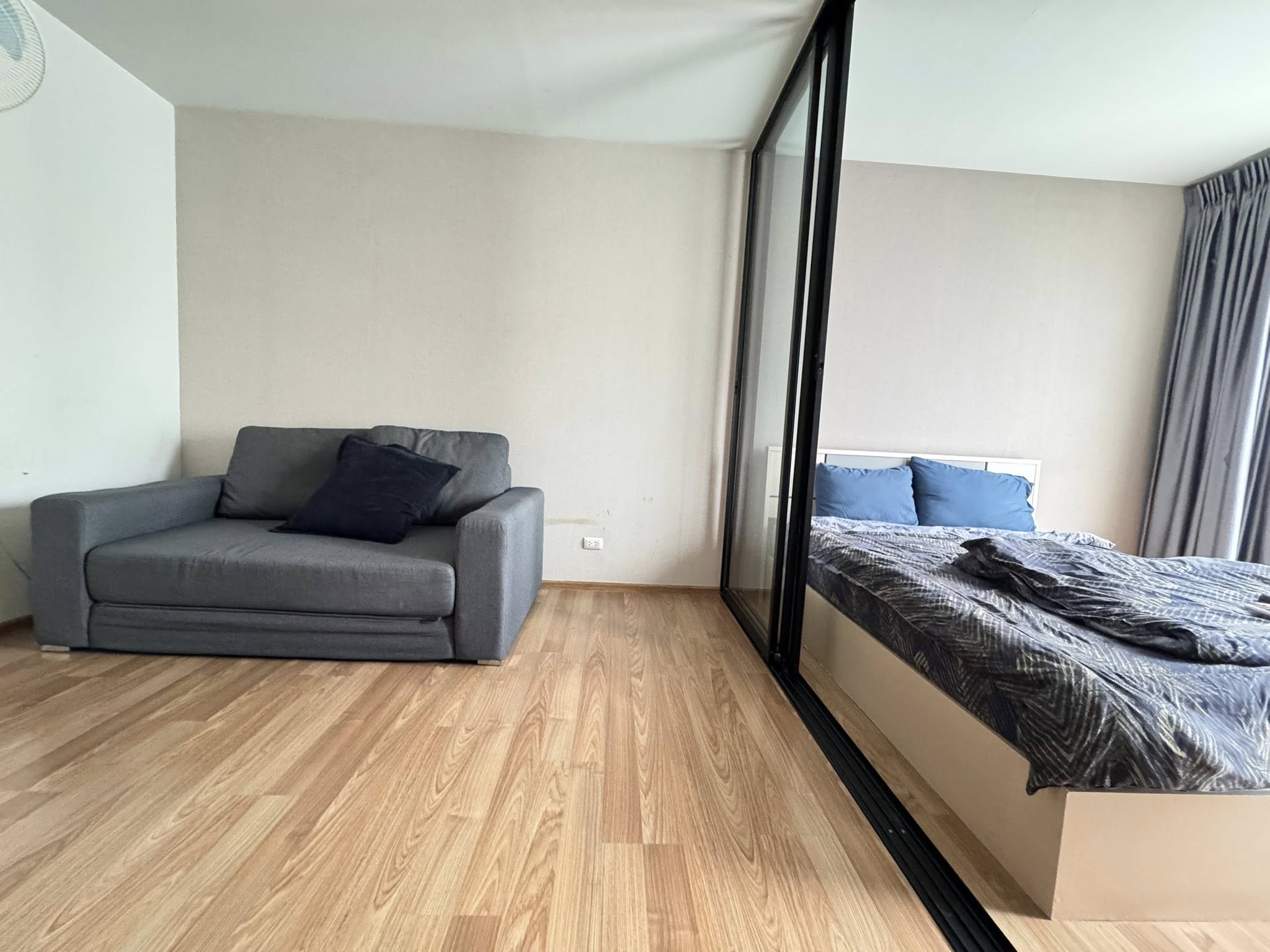 ให้เช่าคอนโด Unio Sukhumvit 72 (ยูนิโอ สุขุมวิท 72) โซนพื้นที่ BTS แบริ่ง ห้องแบบ 1ห้องนอน / 1ห้องน้ำ ขนาดห้อง 28 ตรม. ชั้น 4