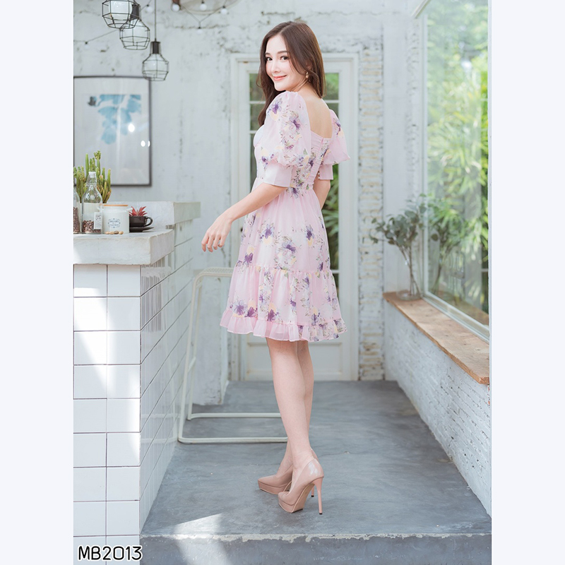 kudapy เดรสสั้นสีชมพู/สีขาว ลายดอกแขนบาร์บี้สวยน่ารักดูดี