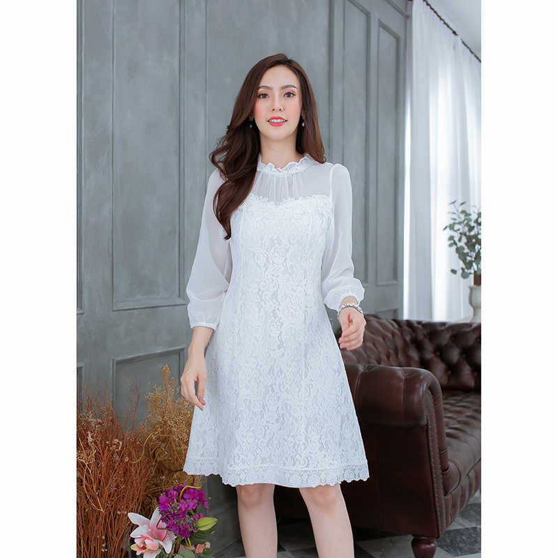 kudapy เดรสสั้นสีดำ/สีขาวลูกไม้ ช่วงคอมีดีเทลจับจีบแต่งลูกไม้ แขนชีฟองใส่สบาย แต่งลูกไม้ช่วงอกและชายกระโปรงสวย