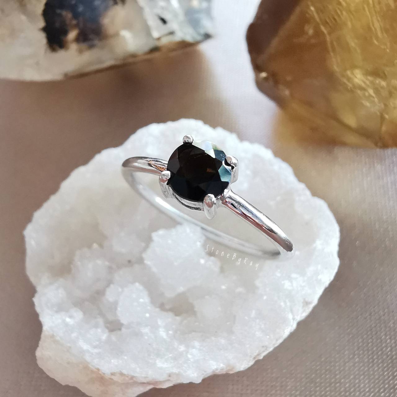 แหวนเงินหินสะเก็ดดาว Tektite