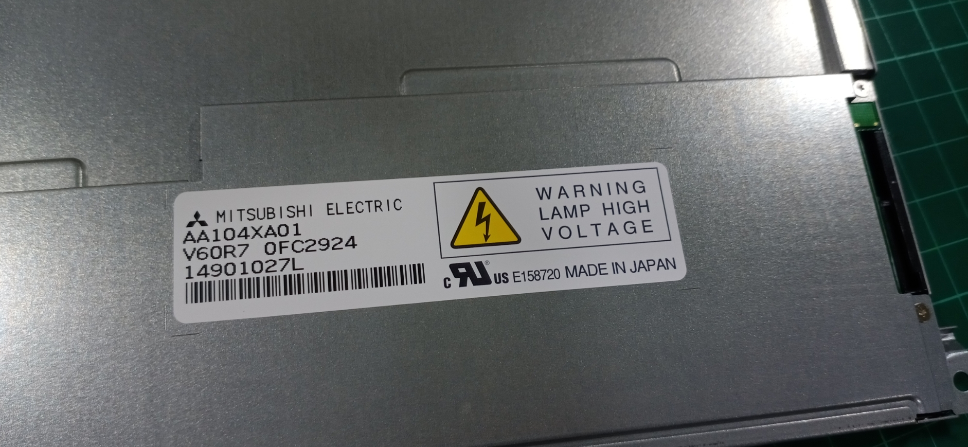 MITSUBISHI AA104XA01 LCD CNC