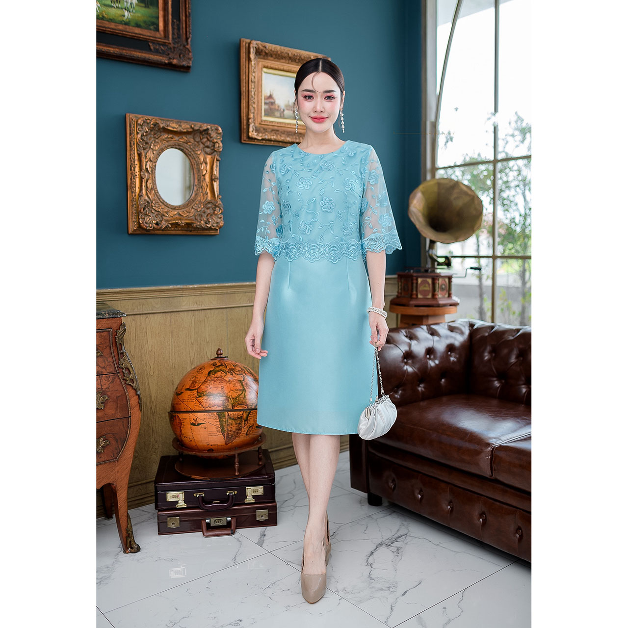 kudapy เดรสสั้นสีชมพู/สีฟ้า ผ้าไหม ผ้าตาข่ายปักลายดอกไม้ งานดี สวยมีซับในทั้งชุด