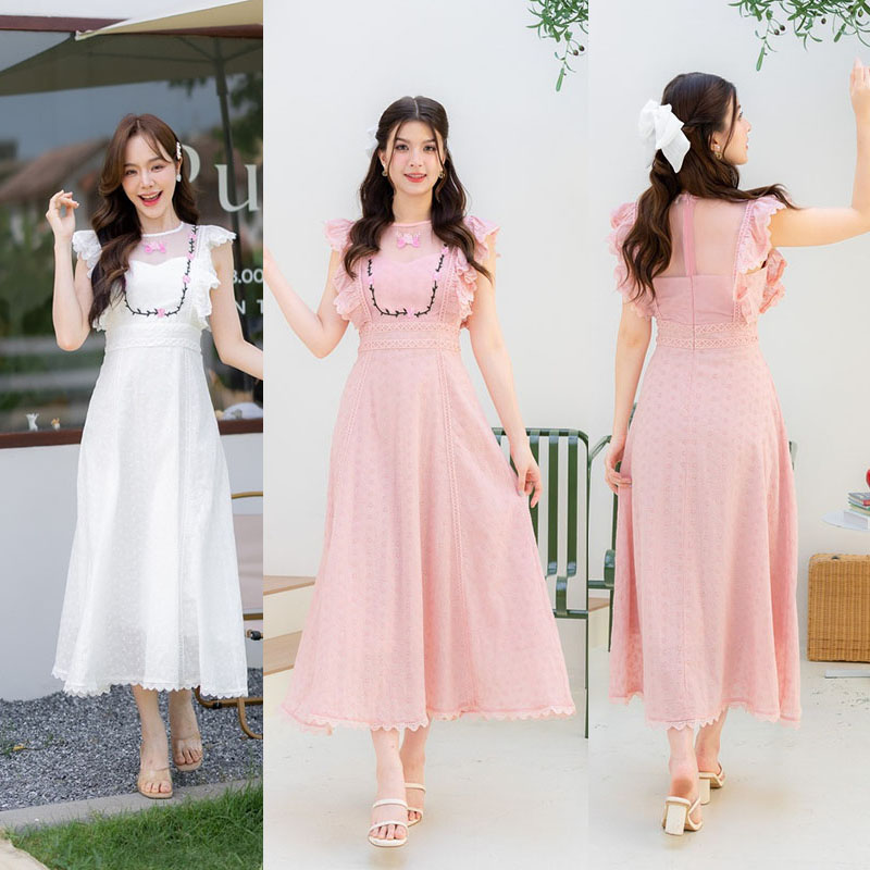 kudapy เดรสยาวสีชมพู/สีขาว ออกงานตัวยาวผ้าฉลุแต่งอกผ้าแก้วปักลายดอก เนี้ยบสุดๆมีสองสีให้เลือก โทนสุภาพใส่ได้ไม่มีเอ้าท์