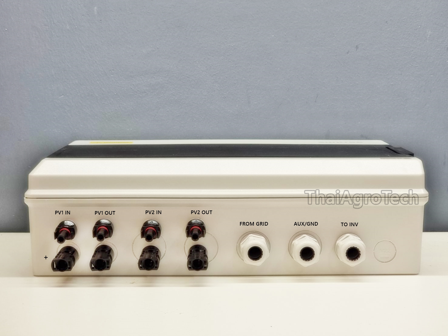 WiFi Smart Switch Electricity Meter AC/DC Combiner 2String, 1Phase Suntree ตู้คอมบายเนอร์สำหรับระบบโซล่าเซลล์ ระบบออนกริดขนาด 3-5กิโลวัตต์ 1เฟส