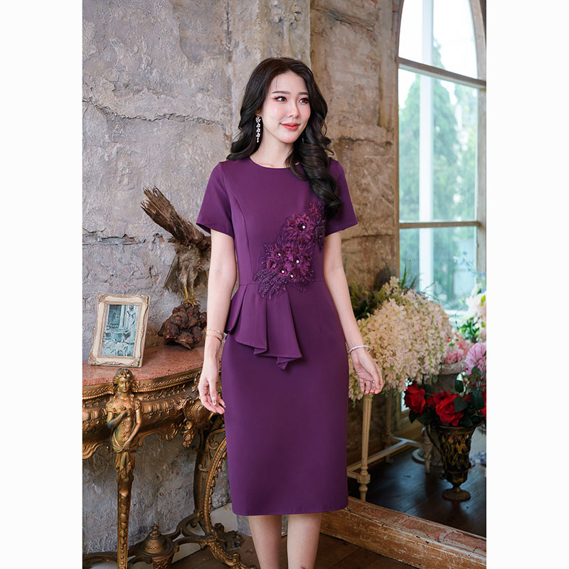 kudapy เดรสสั้นสีเทา/สีม่วง แบบสวยเก๋ สไตล์ทำงาน ลำลองได้ ดีเทลแต่งดอกไม้ประดับเพชรอะไหล่