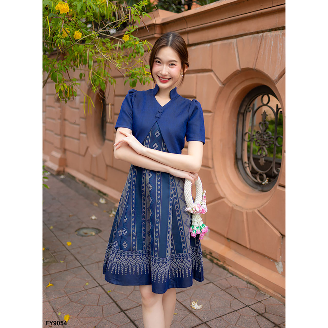 kudapy เดรสสั้นสีกรม/สีเหลือง เสื้อกั๊กคลุมกระดุม2เม็ดอัดกาว