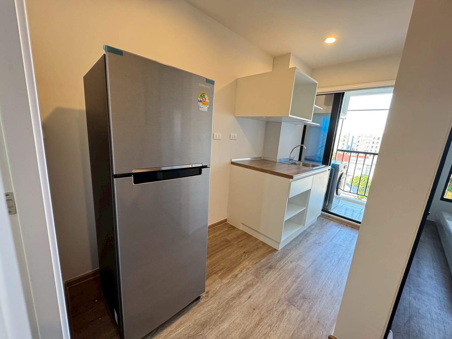 ให้เช่าคอนโด HI Kaset - Senanikhom Station (ไฮ เกษตร - เสนานิคม สเตชั่น) 1ห้องนอน / 1ห้องน้ำ ขนาด 28.75 ตรม. ชั้น 7 ตึก A ค่าเช่า 12,000 ต่อเดือน รถไฟฟ้า BTS เสนานิคม