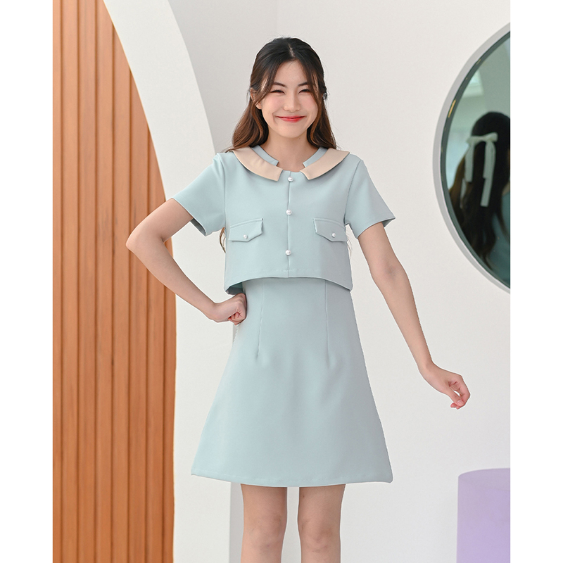 kudapy เดรสสั้นสีมิ้นท์อ่อน/สีฟ้า คอกลมแขนสั้น ตัดต่อเล่นสีคอปก ตัดต่อตัวเหมือนใส่แยกชิ้นทรงสวยเข้าเอว แต่งกระเป๋าหลอก