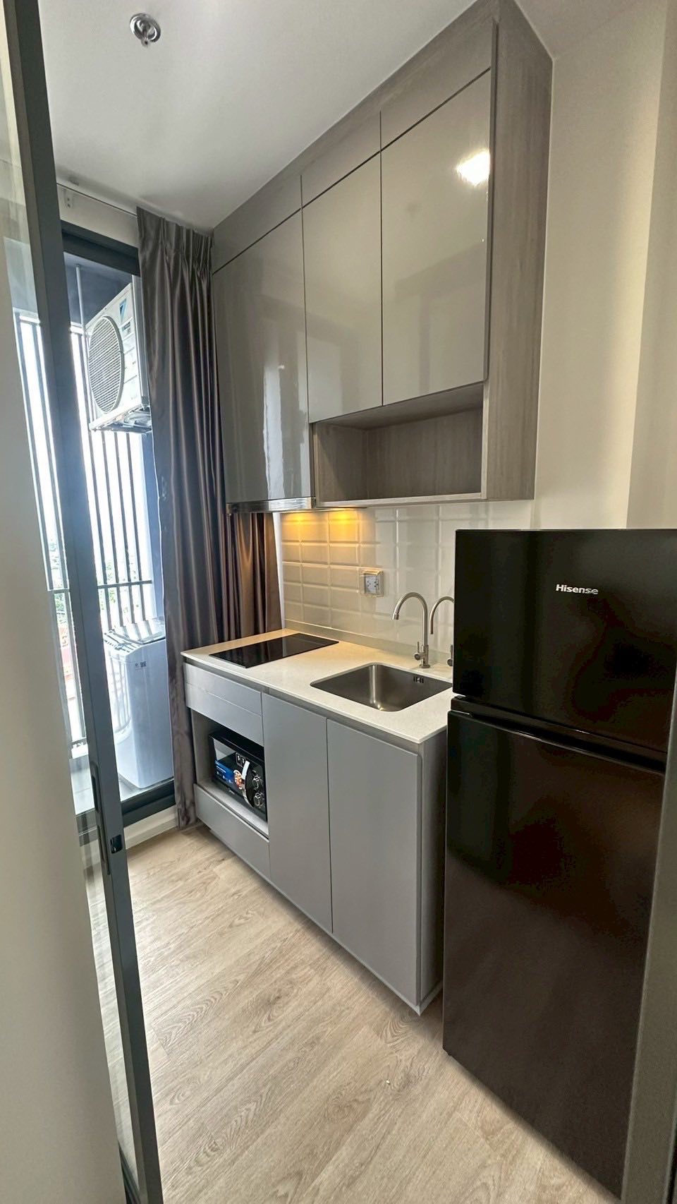 ให้เช่าคอนโด Modiz Rhyme Ramkhamhaeng (โมดิซ ไรห์ม รามคำแหง) โซนพื้นที่ รามคำแหง ห้องแบบ Studio / 1ห้องน้ำ ขนาดห้อง 24 ตรม. ชั้น 21