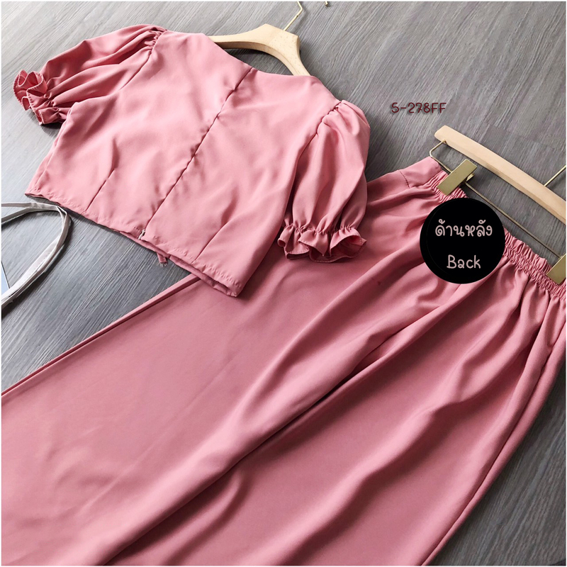 kudapy Set 2 ชิ้นสี ชมพู น้ำตาล เขียว เสื้อแขนพองปลายแขนสม๊อค อกจับจีบผูกโบว์ มาพร้อมกางเกงขายาว สวยๆ เก๋ๆ