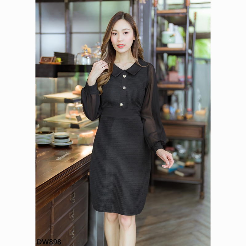 kudapy เดรสสั้นสีขาว/สีดำ/สีชมพู คอปกแขนยาวแต่งกระดุม