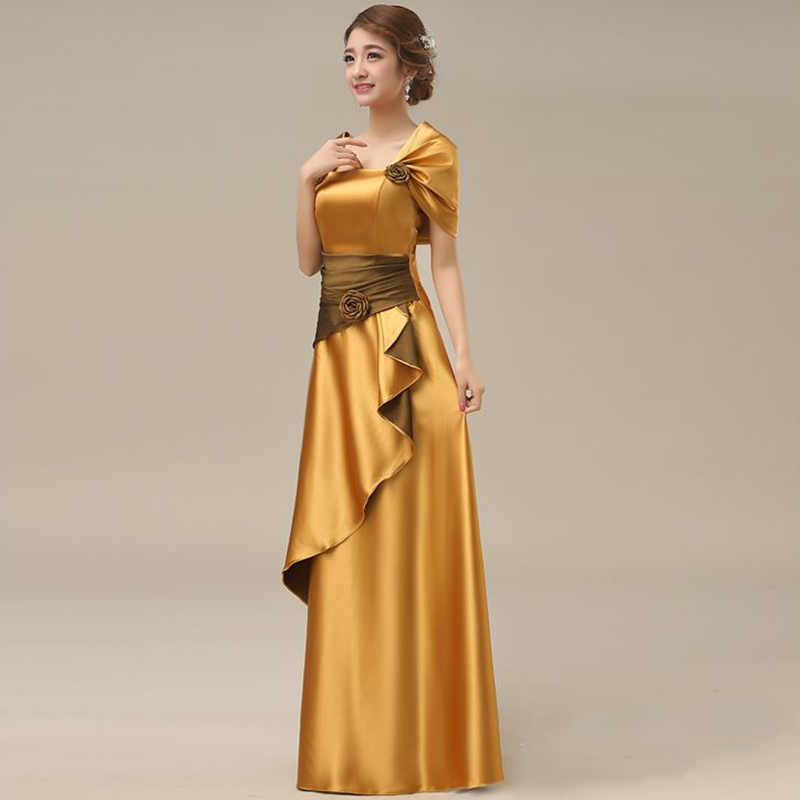 kudapy ชุดราตรียาวสีทอง ปิดไหล่ แต่งดอกกุหลาบจับจีบสวย ผ้าซาติน