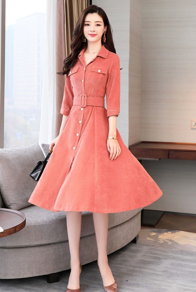 ชุดเดรสสีอิฐ ผ้าลูกฟูก แขนยาวสี่ส่วน