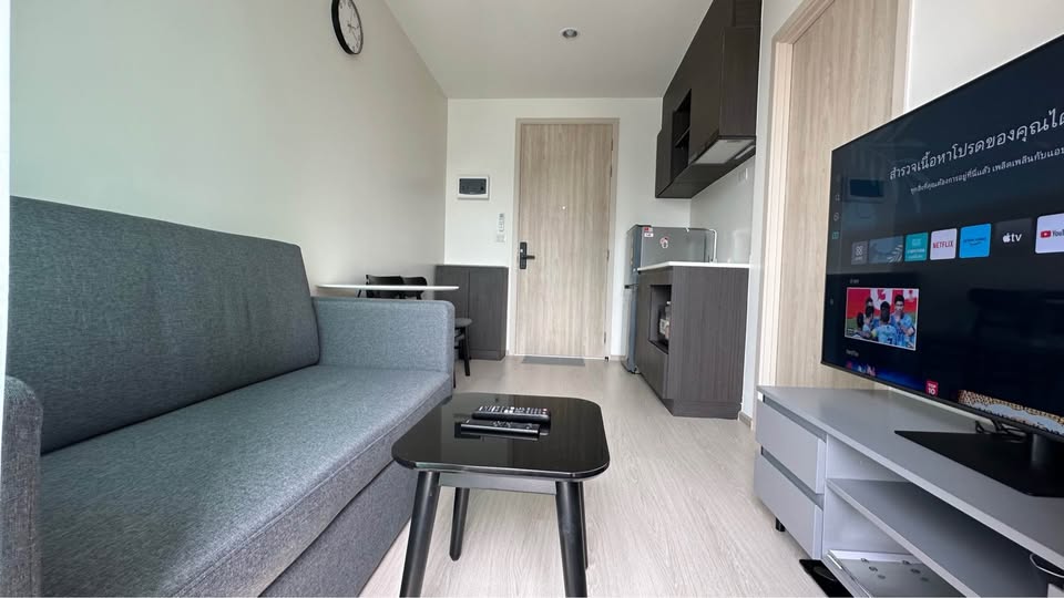 ให้เช่าคอนโด Nue Noble Ratchada-Lat Phrao (นิว โนเบิล รัชดา - ลาดพร้าว) High Rise โซนพื้นที่ MRT ลาดพร้าว 📍 ห้องแบบ 1ห้องนอน / 1ห้องน้ำ · ขนาดห้อง 26 ตรม. ชั้น 24