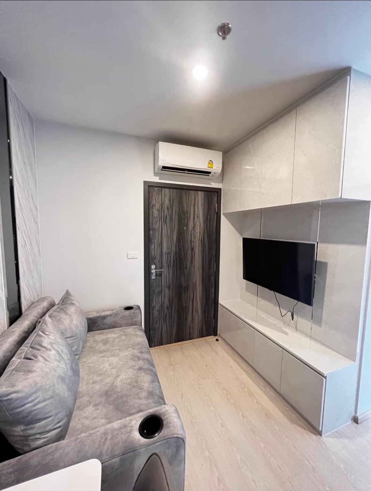 ให้เช่าคอนโด Elio Del Nest (เอลลิโอ เดล เนสท์) โซน รถไฟฟ้า BTS อุดมสุข Studio / 1ห้องน้ำ ขนาดห้อง 27 ตรม. ชั้น 10 ตึก E