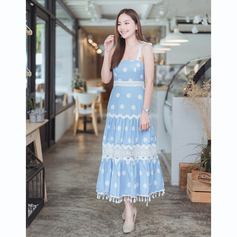 kudapy เดรสยาวแขนกุดสีฟ้า สายเดี่ยวแทรกลูกไม้ใส่สบายสวยดูดี