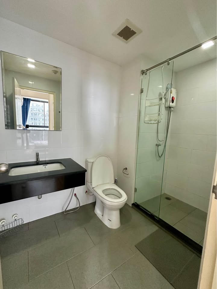 ให้เช่าคอนโด Pela Wutthakat (เพลา วุฒากาศ) High Rise โซนพื้นที่ วุฒากาศ 📍 ห้องแบบ 1ห้องนอน / 1ห้องน้ำ / โซนครัวปิด · ขนาดห้อง 32 ตรม. ชั้น 15