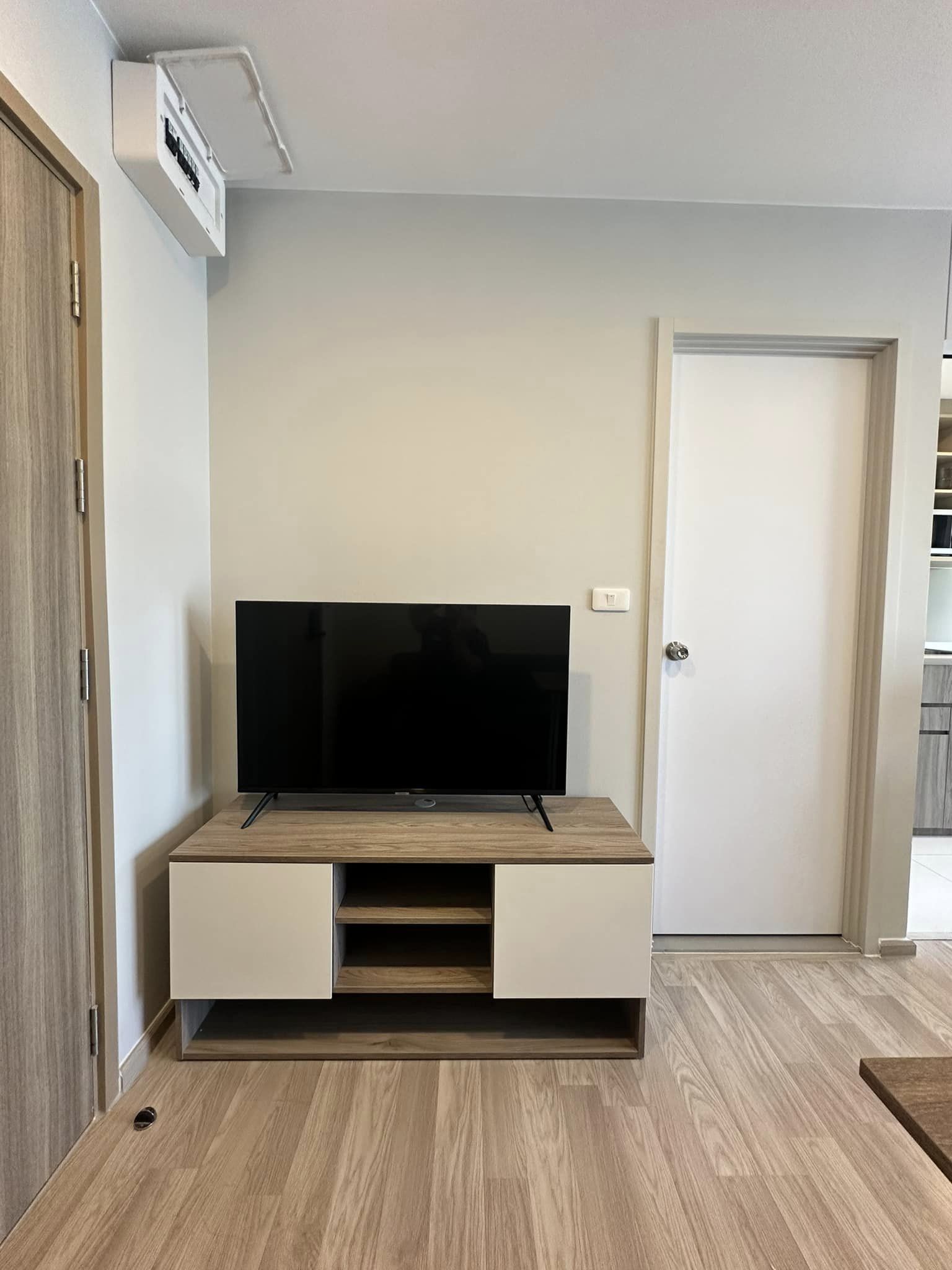 ให้เช่าคอนโด Plum Condo Sukhumvit 97.1 (พลัม คอนโด สุขุมวิท 97.1) - ตกแต่งเฟอร์ครบ - การเดินทาง: เพียง 550 เมตร ถึง BTS บางจาก