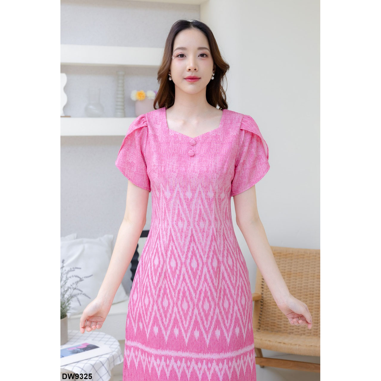 kudapy เดรสสั้นสีชมพู/สีฟ้า/สีม่วง ผ้าไทยพิมพ์ลายทอ ใส่ออกงานสวยดูดี