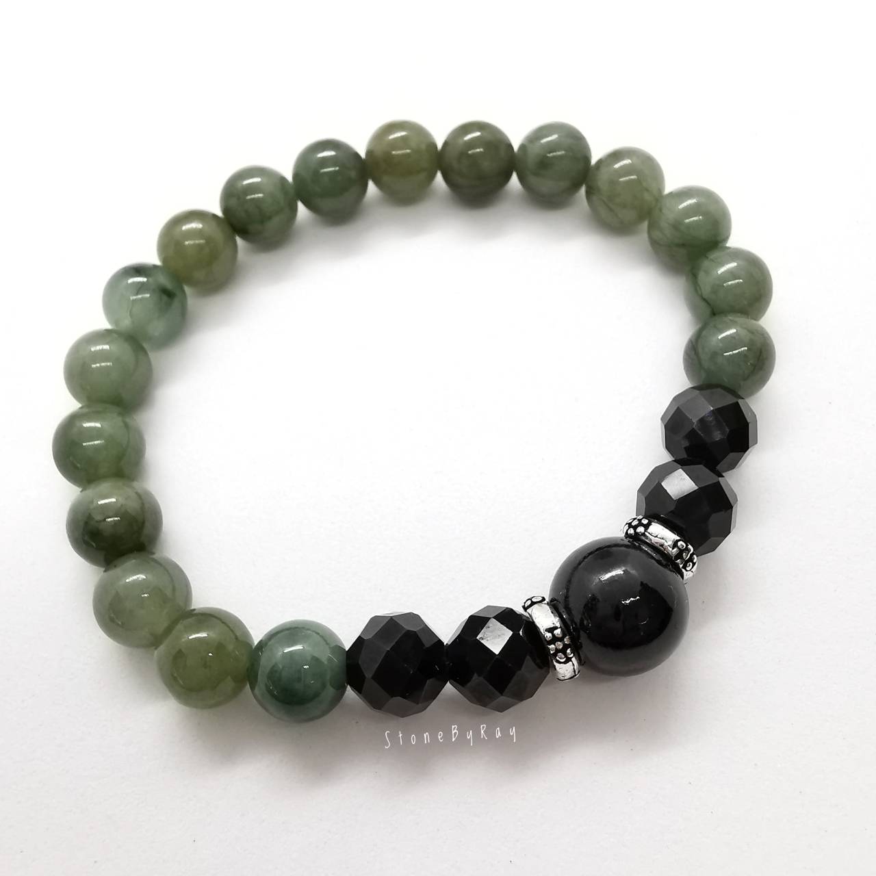 สร้อยข้อมือหยกกับนิลแท้ Jade+Black Spinel