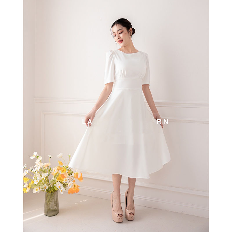 kudapy เดรสสั้นสีโอวัลติน/สีกรม/สีแดง/สีขาว กระโปรงบาน แขนสั้น ทรงรุ่นนี้ใส่แล้วสวยหวาน