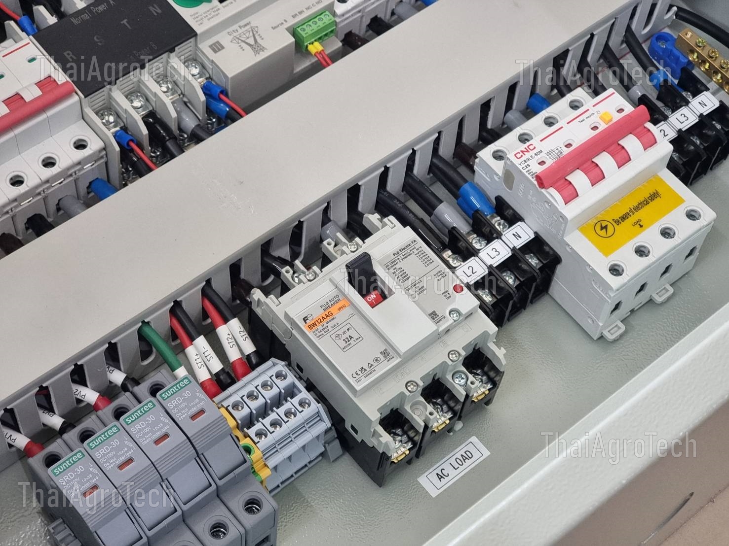 ตู้คอมบายเนอร์แบบไฮบริดแบบออนออฟกริด 2สตริง 3เฟส Hybrid On-OffGrid ขนาด 5kw-40Kw MCCB, RCBO, DC 2string ATS 100A 4P (3Phase) ระบบโซล่าเซลล์ ไฮบริด #Deye #Growatt #PowMr #SRNE #LVTOPSUN #Anern