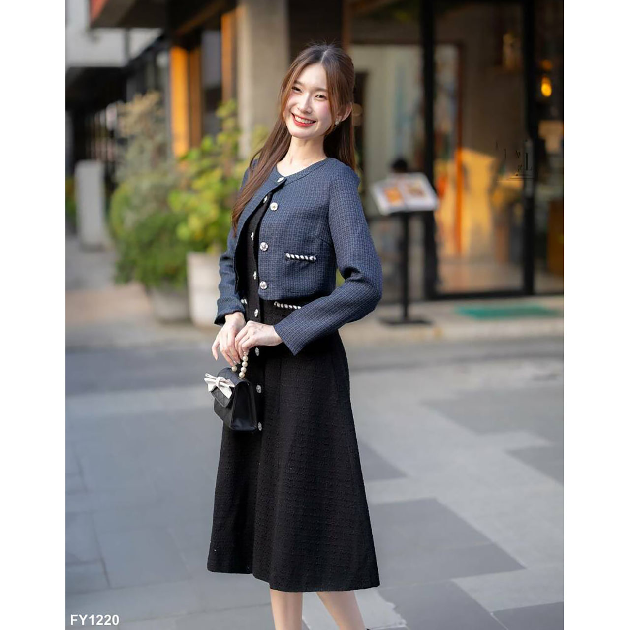 kudapy เซ็ทออกงานผ้าทวิต+เสื้อคลุมสีขาว/สีแดง/สีดำ