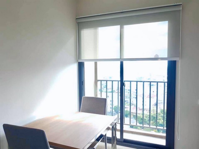 คอนโด เดอะ พาร์คแลนด์ จรัญ-ปิ่นเกล้า ให้เช่า ชั้น14 วิวสระว่ายน้ำ