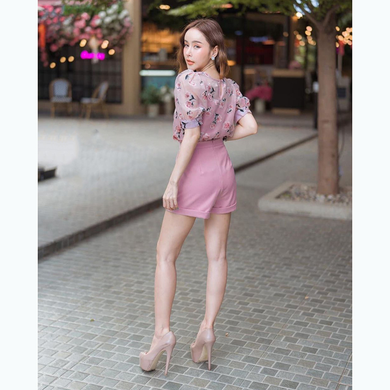 kudapy Set เสื้อแขนสั้นสีชมพู พิมพ์ลายดอกกำมะหยี่+กก.ขาสั้นเอวระบาย