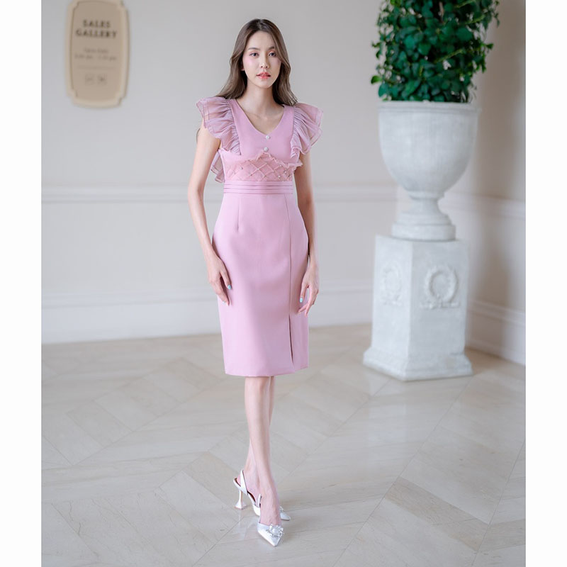 kudapy เดรสสั้นสีขาว/สีดำ/สีชมพู/สีแดง ทรงเข้ารูป แขนกุด ดีเทลอัดผ้าซีฟองช่วงแขน