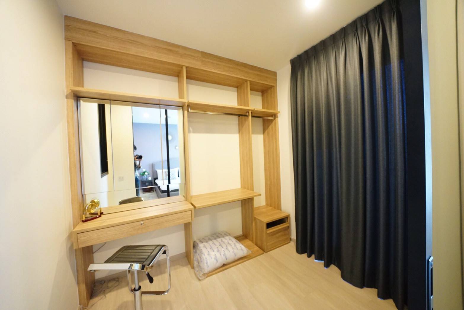 ให้เช่า Life Asoke (ไลฟ์ อโศก) 1 bedroom plus +หัองแต่งตัว ชั้น7