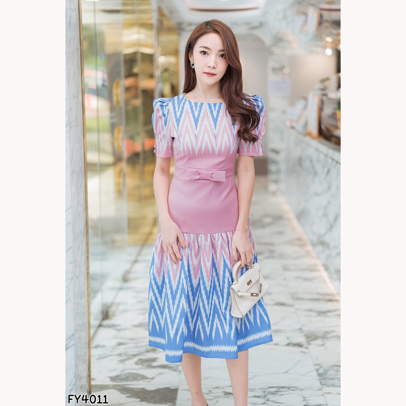 kudapy เดรสสั้นผ้าไทยคอกลมกว้างสีม่วง/สีชมพู สายรัดเอวลายไทยใส่สบายสวยดูดี