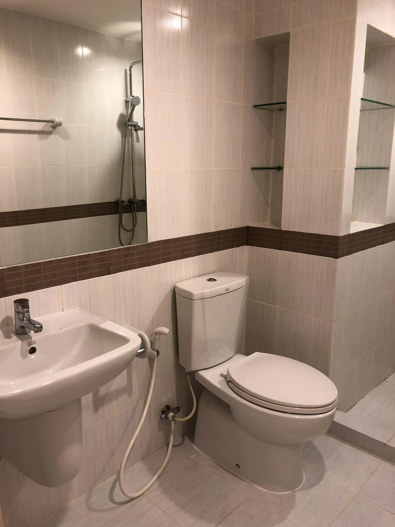 ให้เช่าคอนโด Casa Condo Asoke - Dindaeng (คาซ่า คอนโด อโศก - ดินแดง) - ตกแต่งเฟอร์ครบมีเครื่องซักผ้า