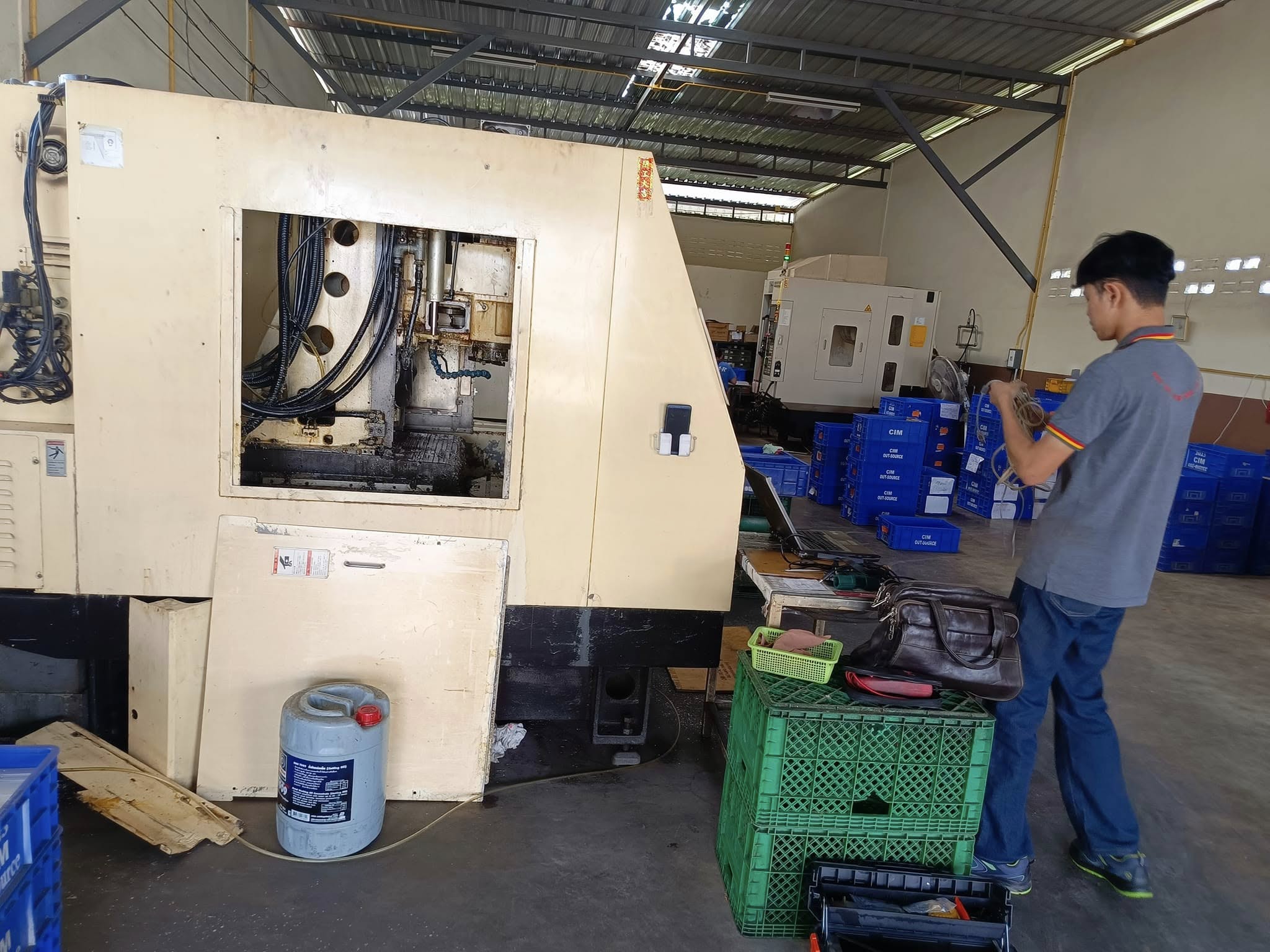 Service cnc ยี่ห้อ HOWA MZN-320 MITSUBISHI M64A