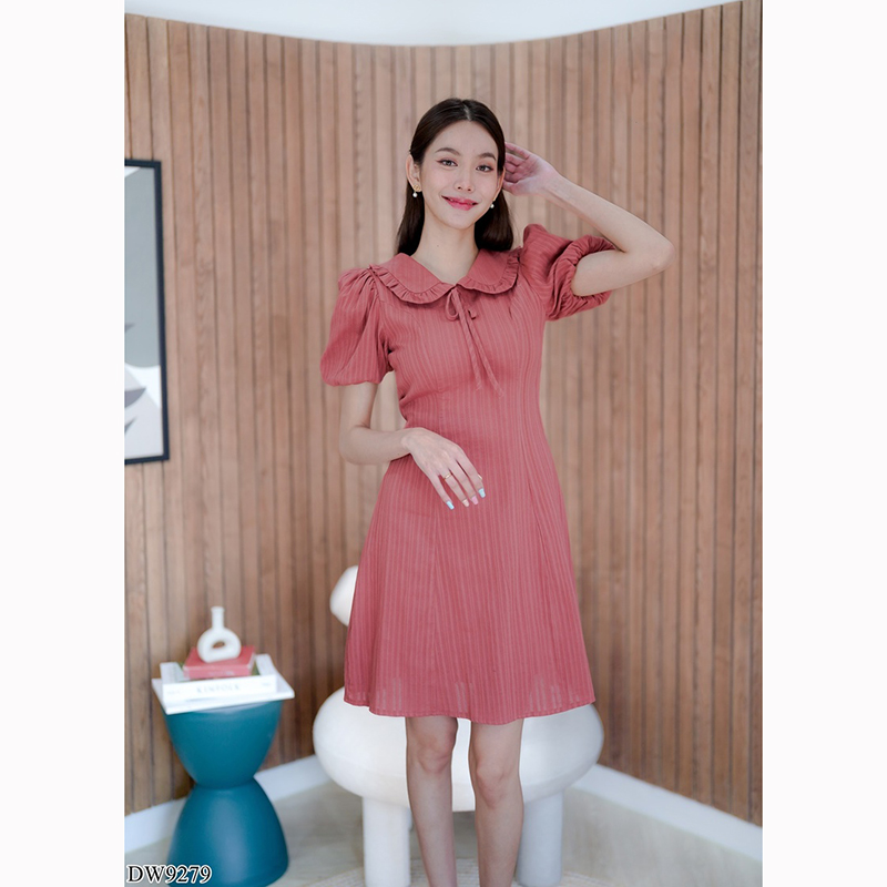 kudapy เดรสสั้นสีขาว/สีชมพู/สีฟ้า ผ้าทอแขนจั๊มผูกโบว์