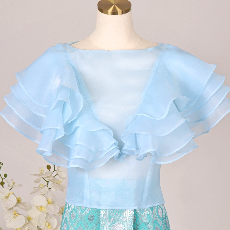 kudapy เสื้อไปงาน ผ้าแก้วคอปาดแคบสีชมพู/สีฟ้า/สีเหลือง แต่งระบายช่วงแขนเป็นทรงหน้าอก V Shape ระบาย 4 ชั้นสวยหรูมากๆค่ะรุ่นนี้ ขายดีสุดๆ