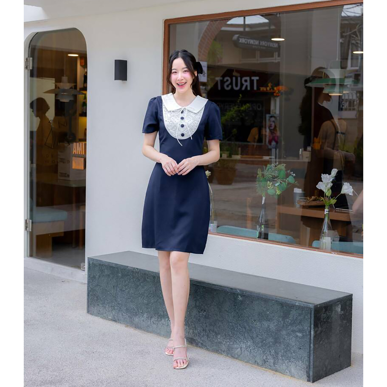 kudapy เดรสสั้นสีชพู/สีกรม/สีม่วง ผ้าพื้นแต่งอกปักมุก