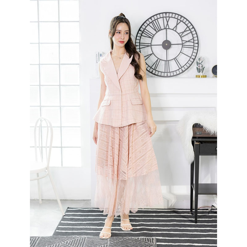 kudapy เซตเสื้อทรงสูทสีชมพู/สีขาว/สีดำ แขนกุด+กระโปรงยาวตาข่าย แต่งผ้าระบาย