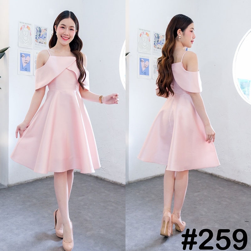 kudapy เดรสสั้นสีทอง ชมพู แดง กรม สายเดี่ยว อกไขว้ป้ายใหญ่ พรางแขนเยอะสุด กระโปรงฟรีสะโพก ใส่ง่าย ไม่รั้งแขน