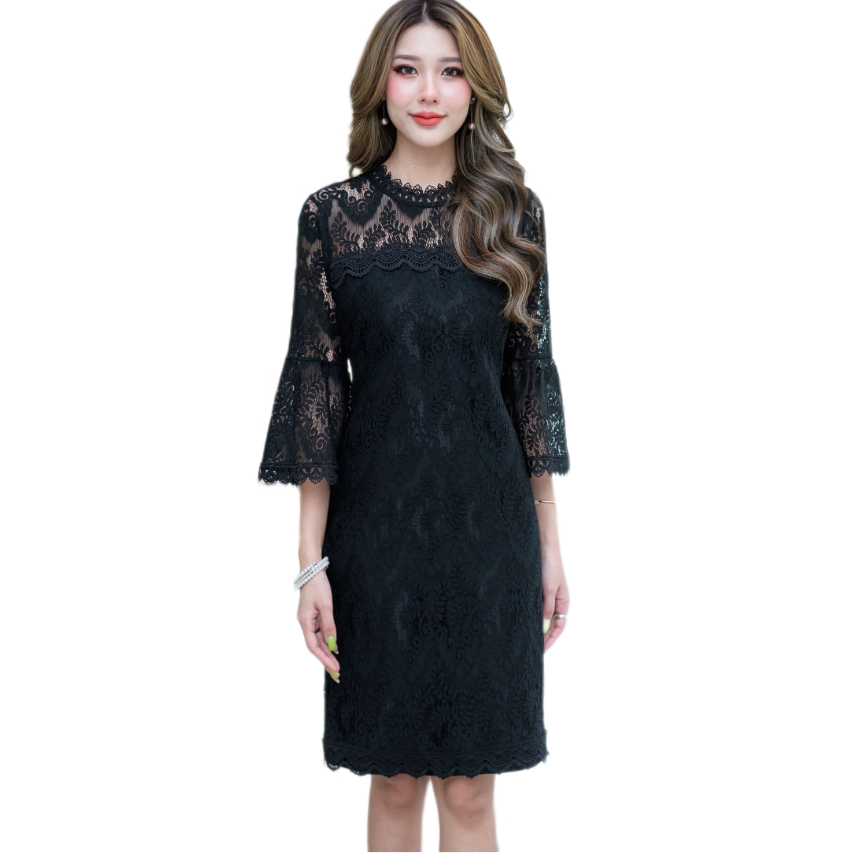 kudapy เดรสลูกไม้เนื้อนิ่มสีดำ/สีชมพุ คอกลม แขนยาวปลายแขนบานระบาย งานมีซับในแบบใส่ง่าย แต่งซิปด้านหลังค่ะ